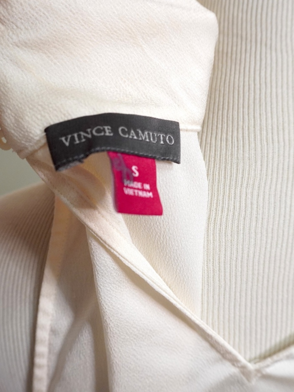Vince Camuto Sleeveless Turtle Neck Blouse Beige, Size S - Picture 5 of 5